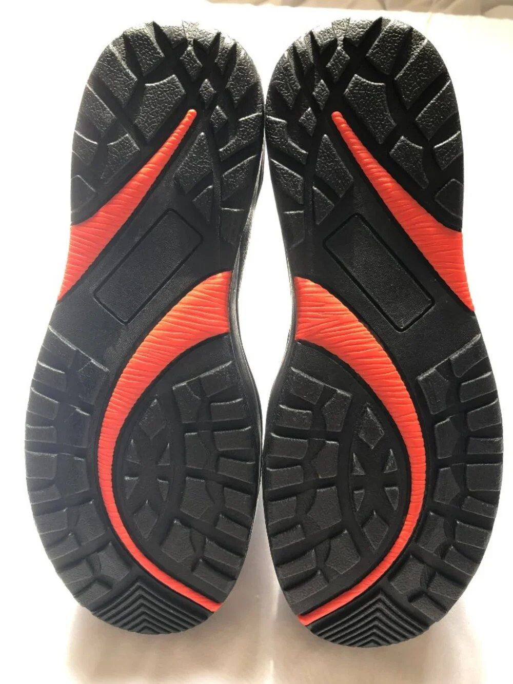 NWT BARE 7MM Ultrawarmth With OMNIRED Technology Dive Boots Size 6 UNISEX